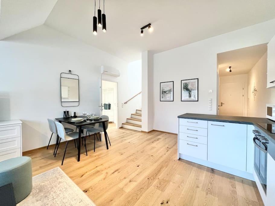 Orestaliving - Penthouse In 1020 Vienna Exterior photo